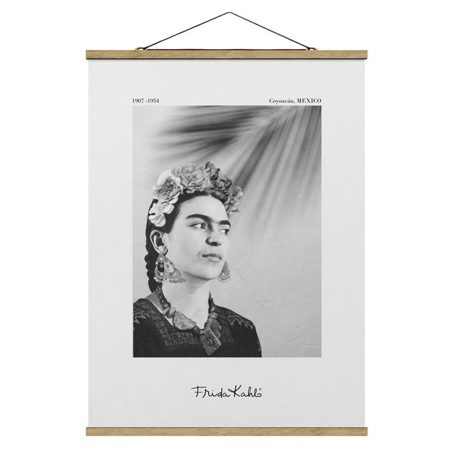 Wandbilder Schwarz-Weiß Frida Kahlo Portrait mit Schmuck