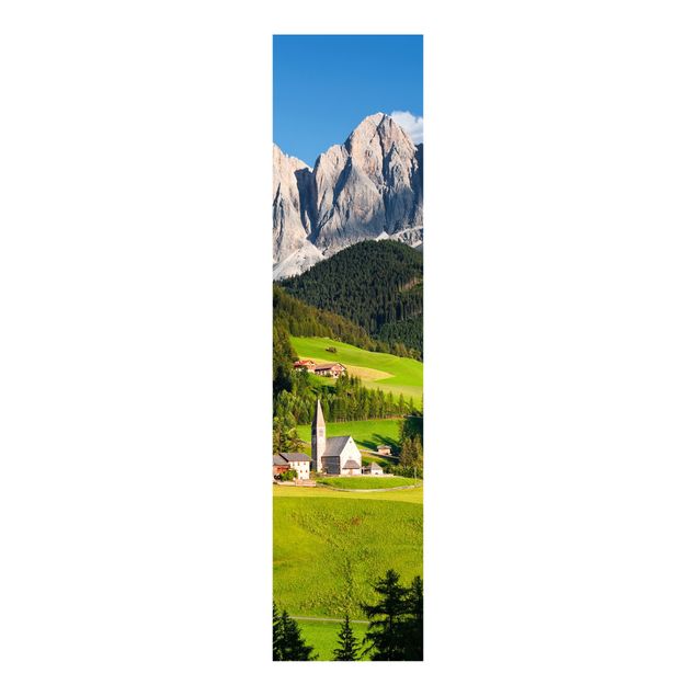 Flächenvorhang Wald Geislerspitzen in Südtirol
