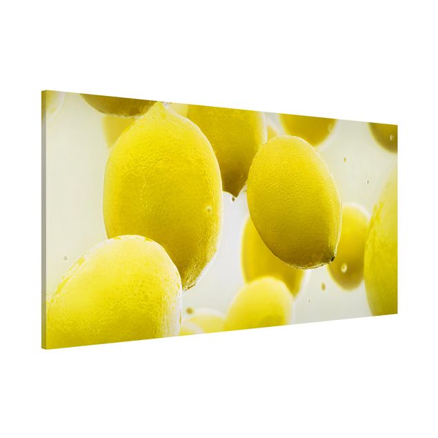 Wanddeko Küche Zitronen im Wasser