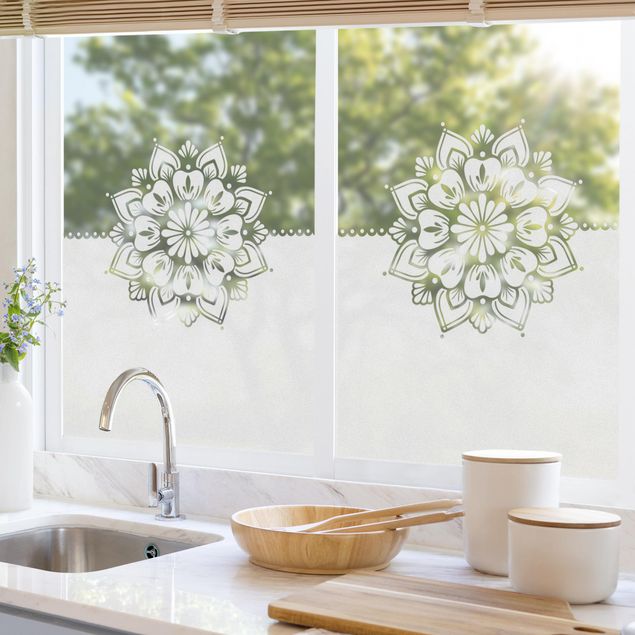 Sichtschutzfolie Fenster Mandalablüte Bordüre mit Punkten