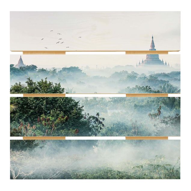 Wandbild Holz Morgennebel über dem Dschungel von Bagan