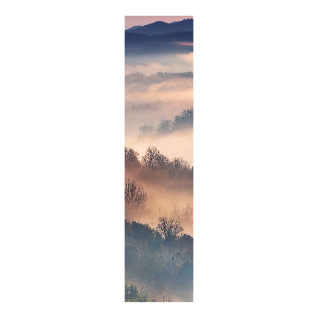 Flächenvorhang Wald Nebel bei Sonnenuntergang