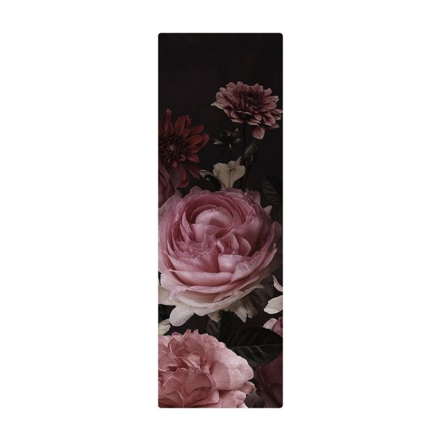 Kork-Teppich - Rosa Blumen auf Schwarz Vintage - Hochformat 1:3
