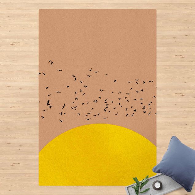 Moderner Teppich Vogelschwarm vor gelber Sonne