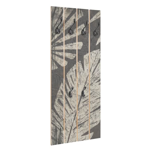 Garderobe mit Motiv Palmenblätter vor Dunkelgrau