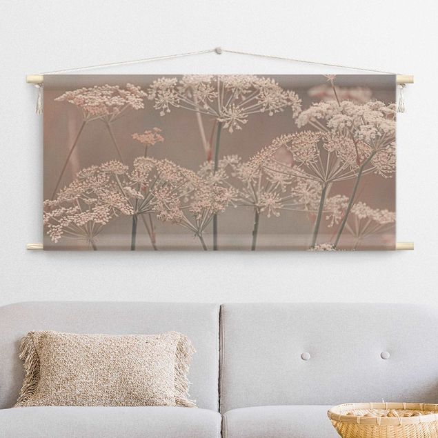 Wandbehang Stoffbild Wilde Doldenblüten