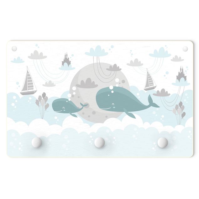 Wandgarderobe mit Motiv Wolken mit Wal und Schloss